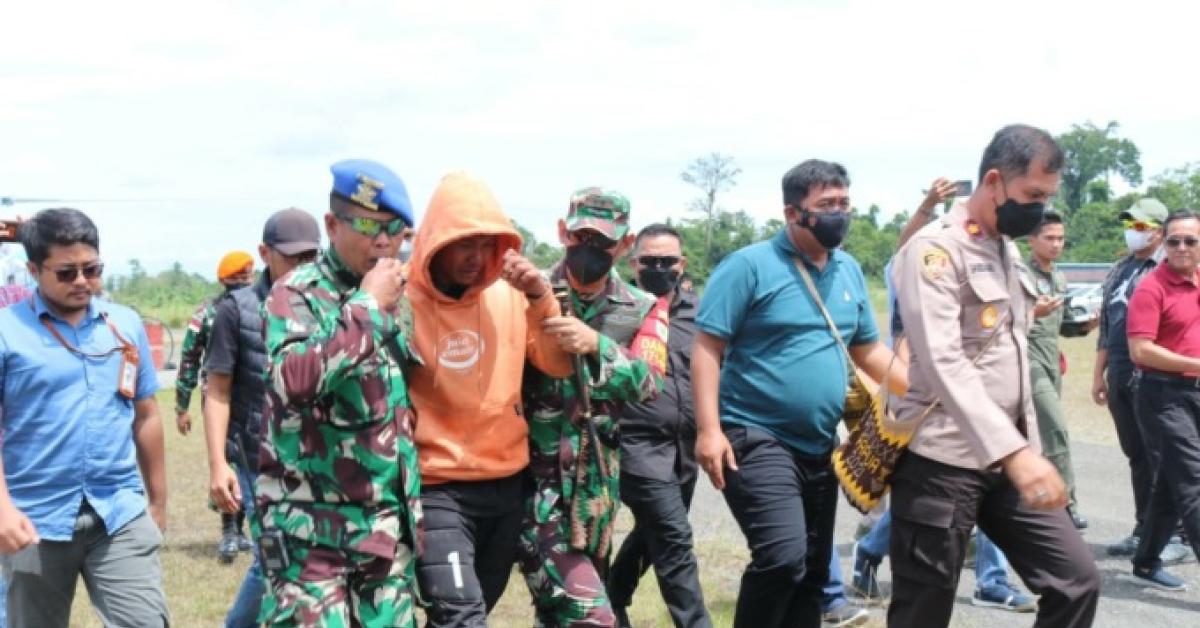 Tak Ada Suara Tembakan, 8 Karyawan PTT Tewas Dianiaya? 