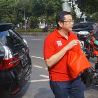 Rayakan Ramadan, TAYS Berbagi Paket Takjil  Bagi Pengguna Jalan dan Pengemudi Ojek Online 9ccfe505cc3c1349831ffcc71ca69f0d.jpeg