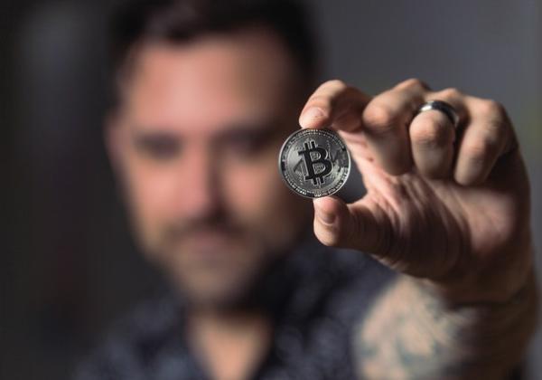 Kripto Bitcoin cs Melemah Lagi, Investor Harap-Harap Cemas Kebijakan The Fed