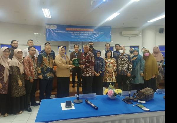 Kaji Tiru Antar Institusi Universitas Esa Unggul dengan STIKes Baiturrahim Jambi