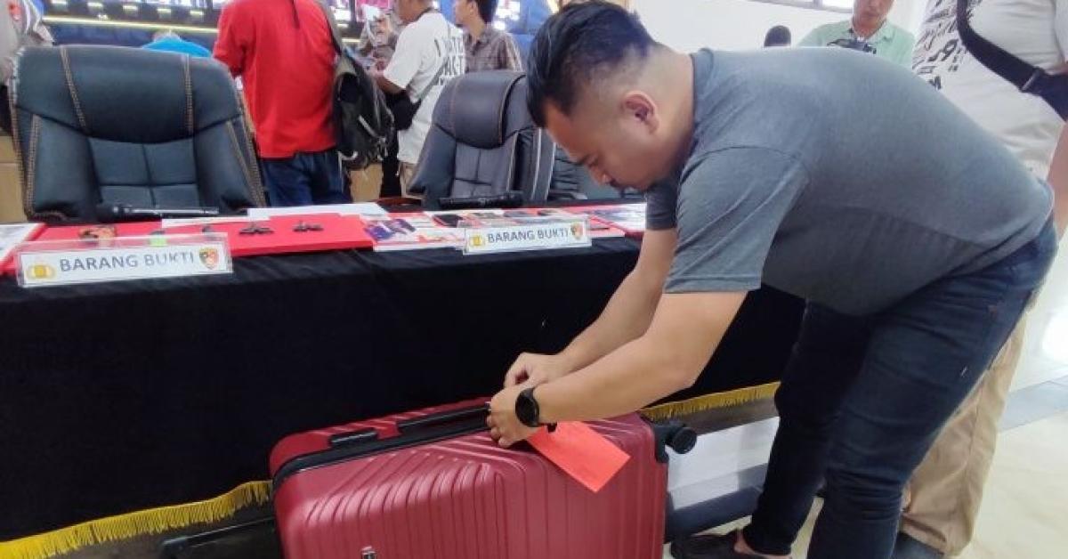 Korban Minta 'Handjob' Jadi Motif Pelaku Mutilasi Mayat dalam Koper Merah