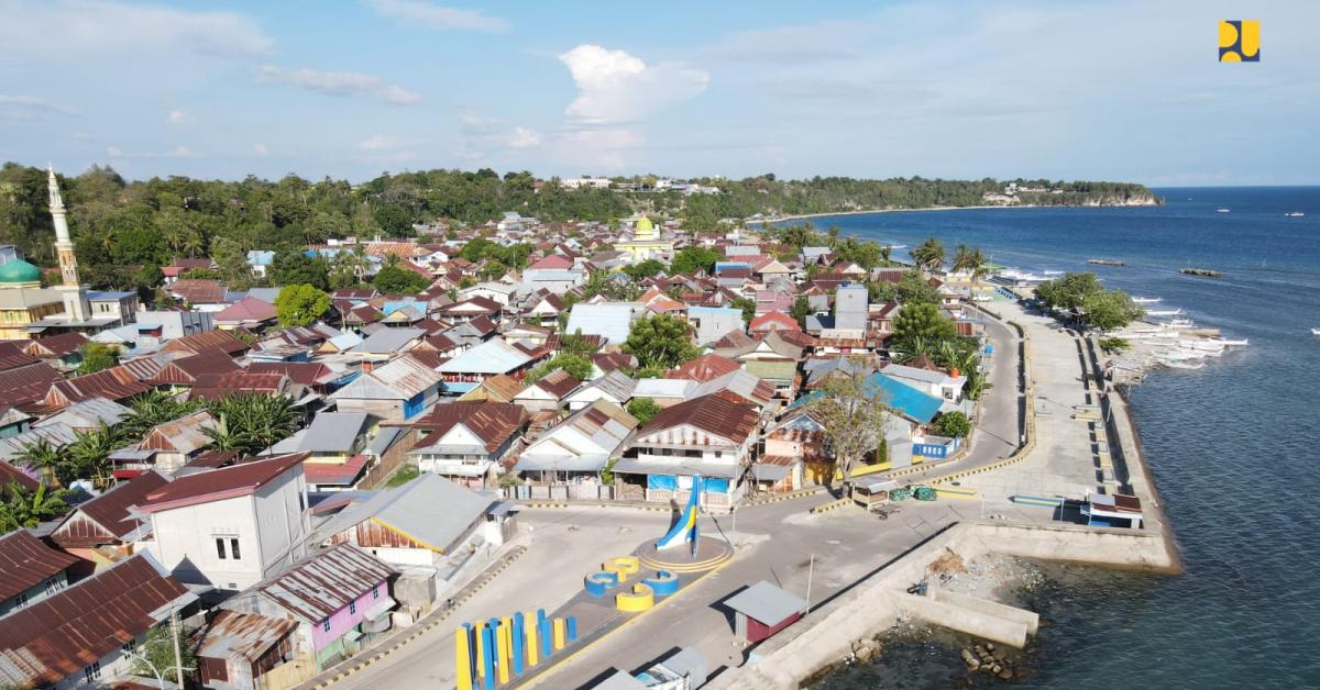 Kementerian PUPR Rampungkan Penataan Kawasan Pesisir Labuang Sebagai Destinasi Wisata Baru di Majene