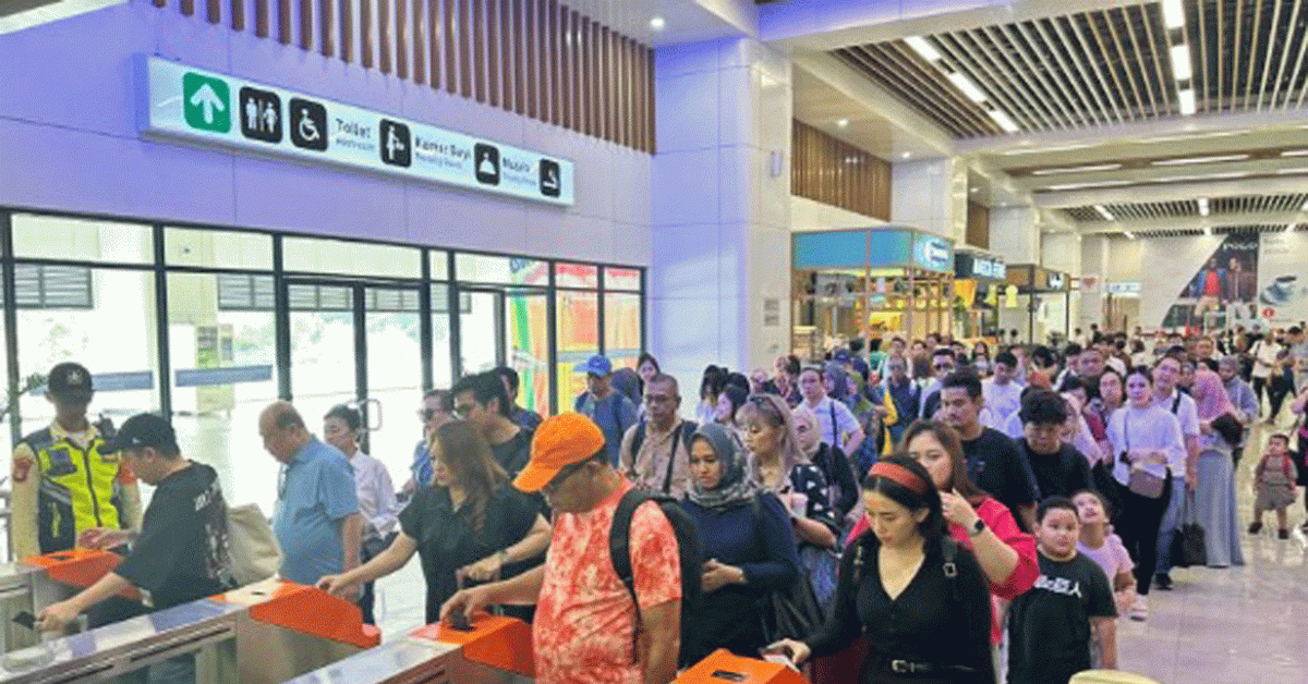 Diskon ke Berbagai Tujuan Wisata di Bandung, 21 Ribu Penumpang Whoosh Manfaatkan Promo Boarding Pass