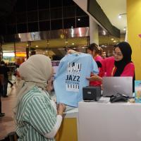 Merchandise BNI Java Jazz Festival 2023 a37bc5fc76b8ecb5c4a22eb1ed489169.jpg