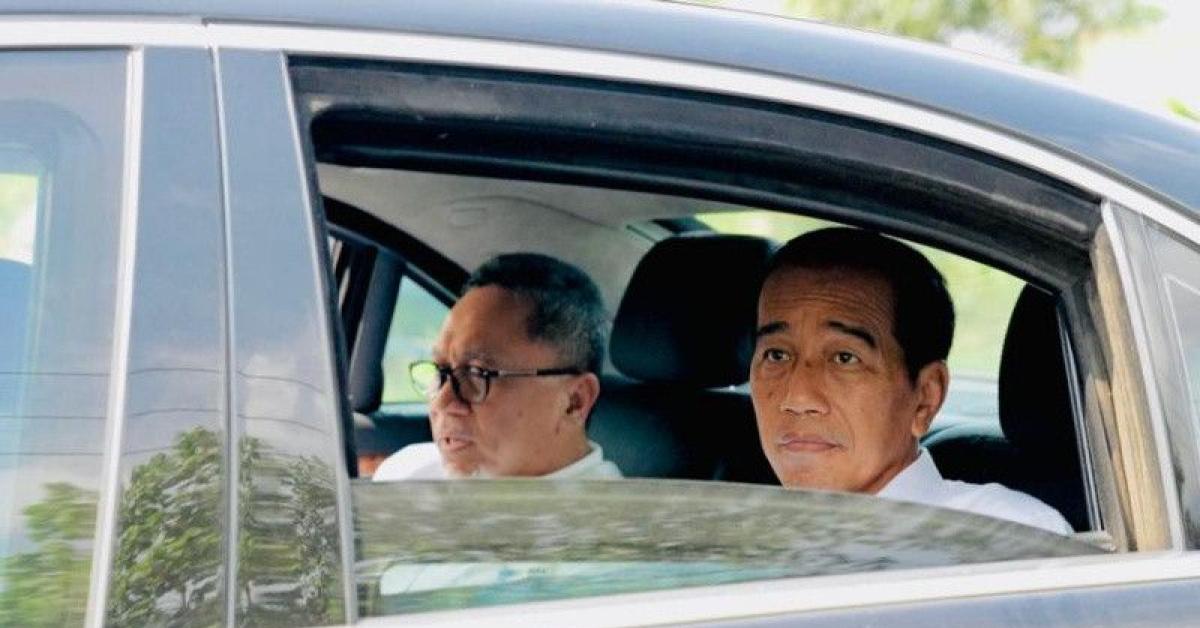 Zulkifli Hasan Lapor ke Jokowi Terkait Bergabungnya PAN ke Prabowo Subianto 