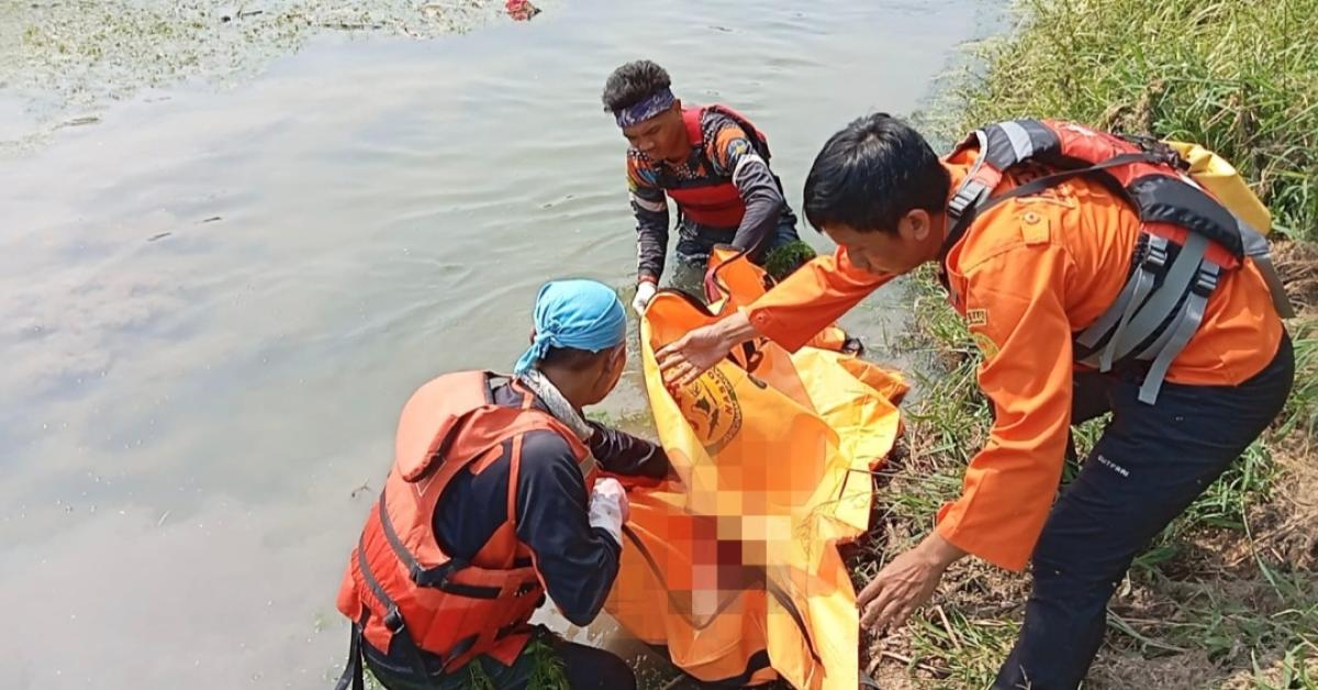 Mayat Wanita Ditemukan Mengapung, Usai Rayakan Ulang Tahun Melompat ke Sungai Kalimalang Bekasi