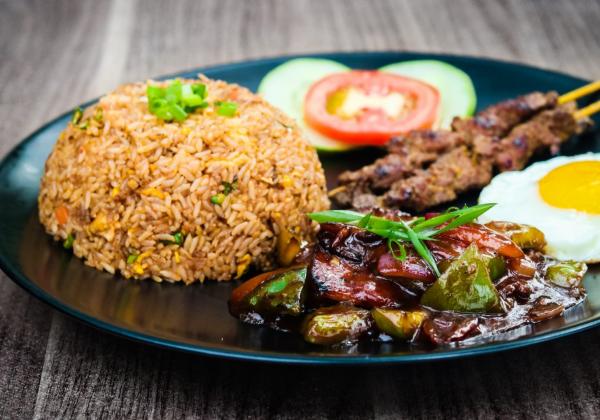 Makanan khas Indonesia Terkenal hingga Mancanegara, Nomor 1 Legend Banget