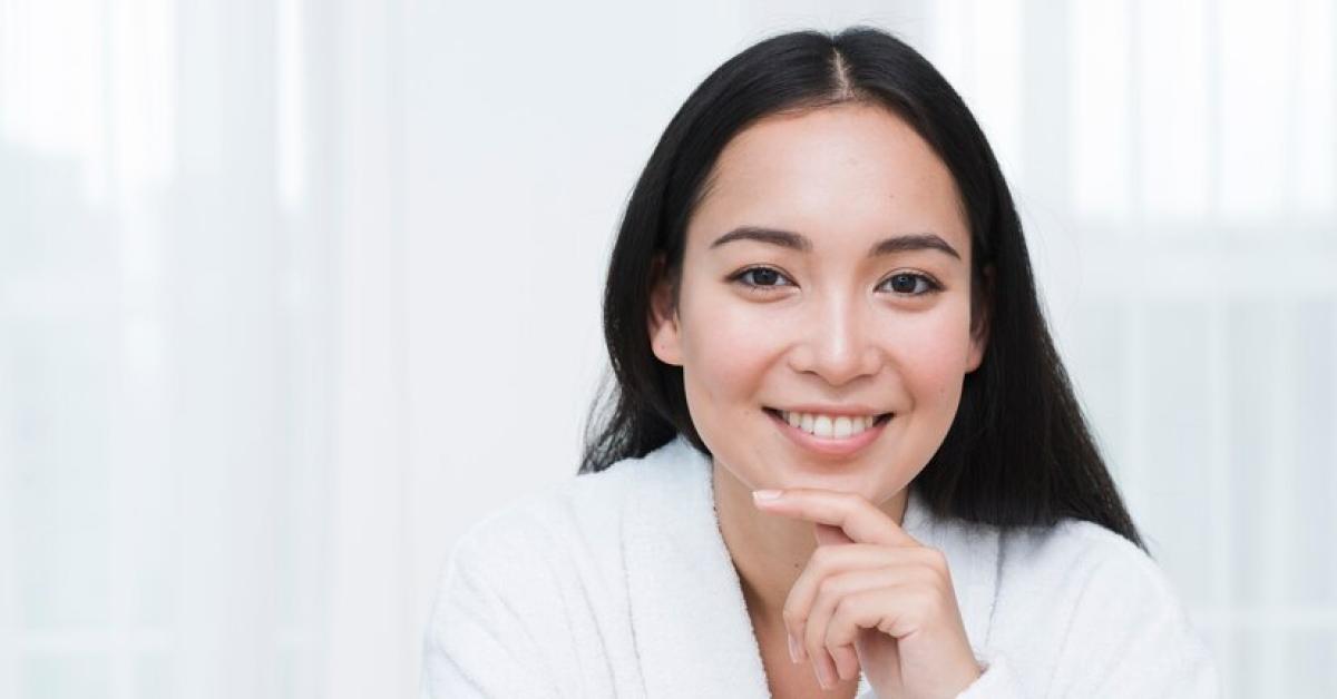 Retinol Vs Retinal: Pemahaman yang Lebih Dalam Mengenai Perawatan Kulit Anti-Penuaan