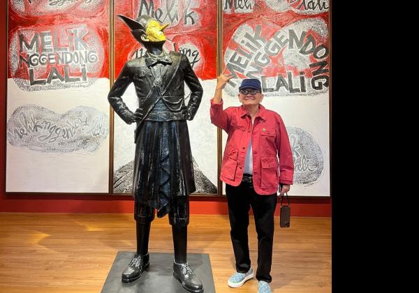 Foto dengan Patung Kurus Hidung Pinokio, Ruhut Sitompul Singgung Kader Pengkhianat, Sindir Jokowi? 