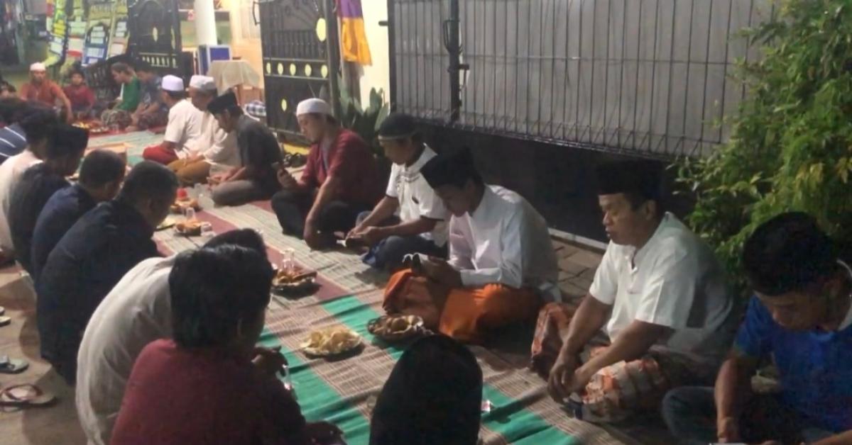 Meski Tidak Ada Perwakilan Keluarga, Warga Jatiasih Bekasi Tetap Gelar Tahlilan di Rumah Syabda