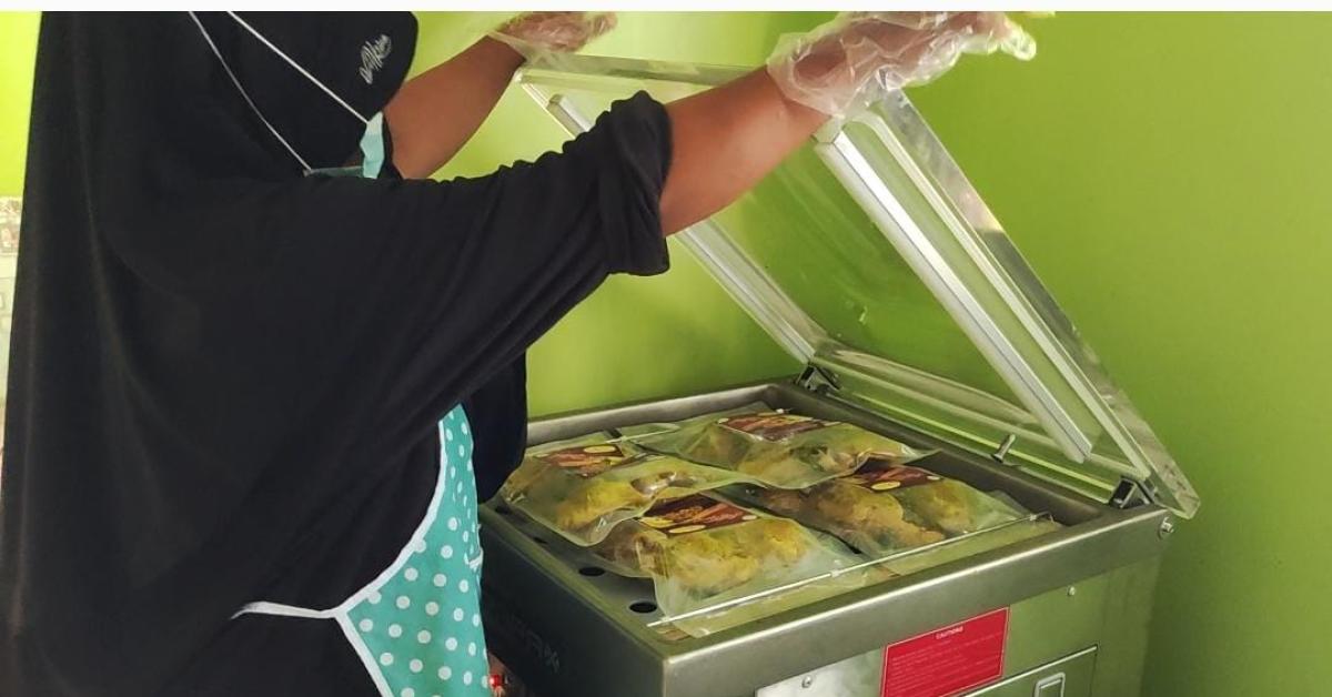UMKM Binaan BRI Ini Jadi Kuliner Rekomendasi Pemudik di Pekalongan