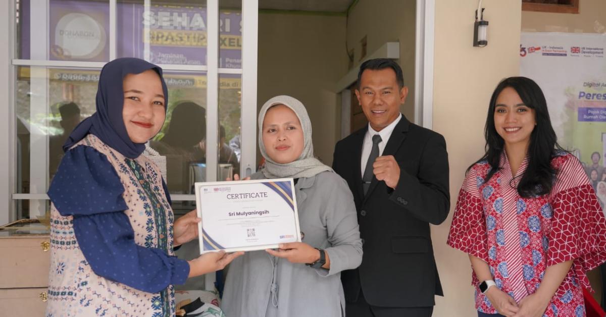 Program Akses Digital Inggris merayakan pencapaian Program Pemberdayaan Perempuan dalam UMKM dan meluncurkan Pojok Digital