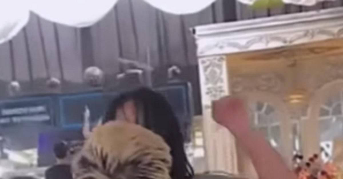 Viral! Asyik Berjoget dengan Pria, Seketika Sang Wanita Tewas Usai Kejang-kejang di Acara Orgen Tunggal