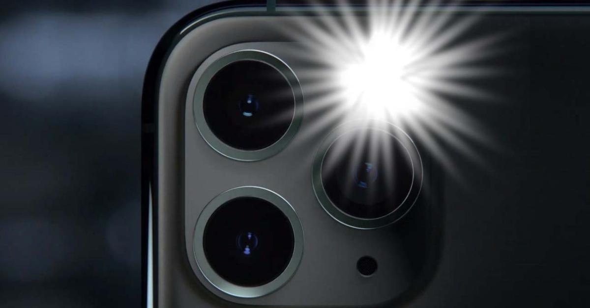 Ini Penyebab Senter iPhone Sering Menyala Sendiri, Cek Cara Mengatasinya di Sini