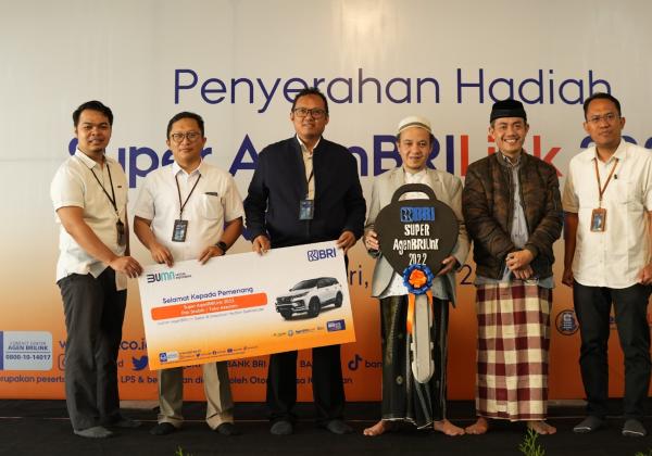 BRI Beri Kejutan 2 Mobil untuk Super AgenBRILink