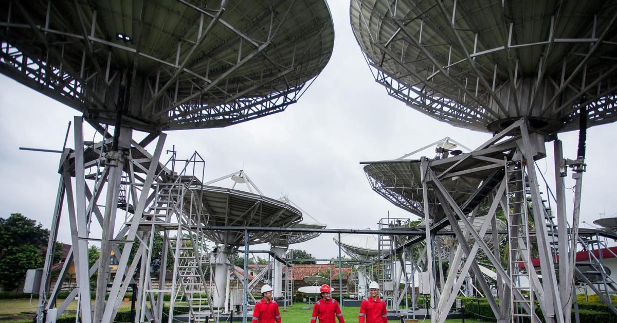 Dorong Pemerataan Akses Internet di Seluruh Indonesia, Telkomsat Peroleh Hak Labuh Starlink dari Kominfo
