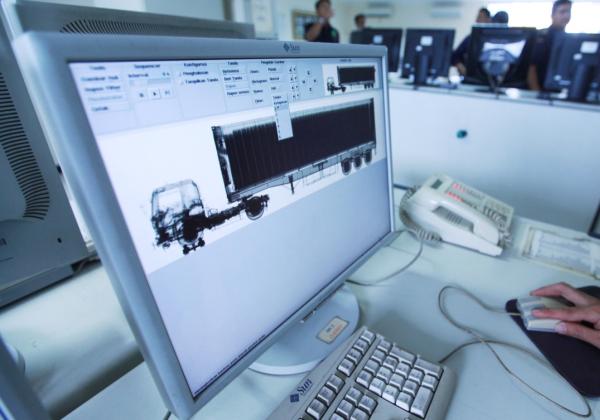 Dukung Ekosistem Logistik, Kanwil Bea Cukai Jakarta Beri Izin Fasilitas Pusat Logistik Berikat