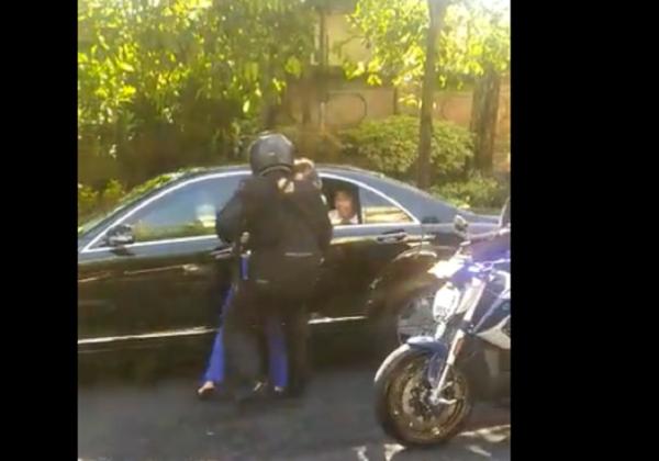 Aksi Wanita Hadang Mobil Jokowi, Eks Kasum TNI Beri Komentar Mengejutkan