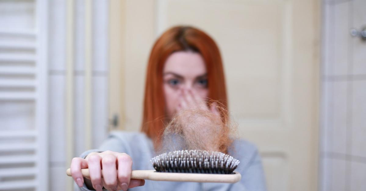 Simak! Rekomendasi Vitamin Untuk Mengatasi Rambut Rontok 