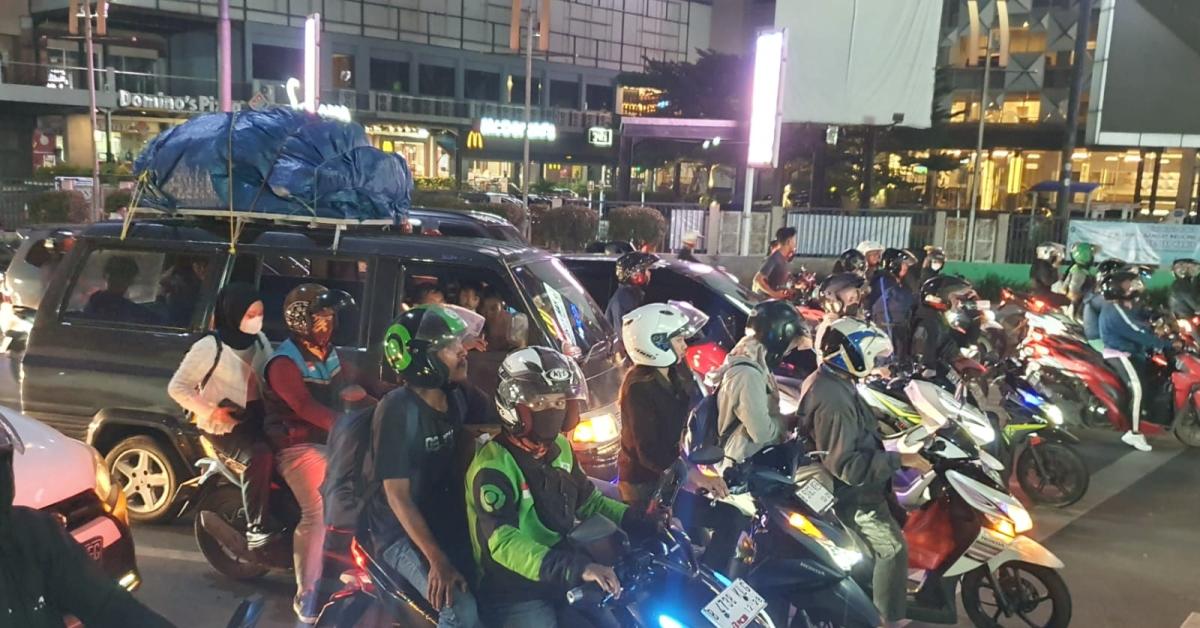 Jalan Raya Kalimalang Dipadati Pemudik Motor, Ini Titik Rawan Macet di Kota Bekasi
