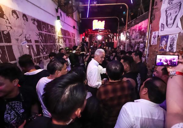 Blusukan ke M Bloc Space, Ganjar Sapa Milenial Jakarta Selatan
