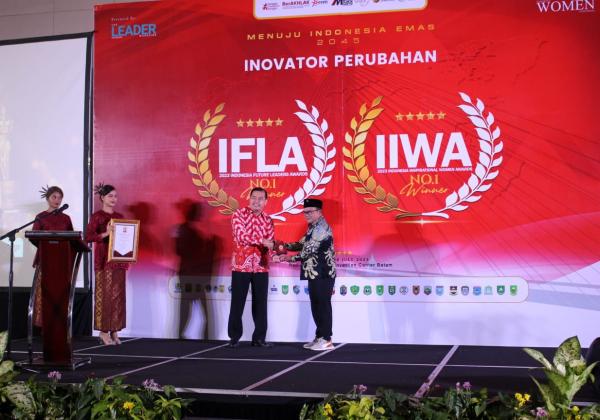 Ketua DPRD Kabupaten Tangerang Raih Penghargaan Peringkat Pertama IFLA 2023