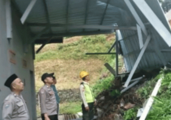 Curah Hujan Tinggi, Longsor Terjadi di Dekat Gudang Peledak PT Antam Bogor