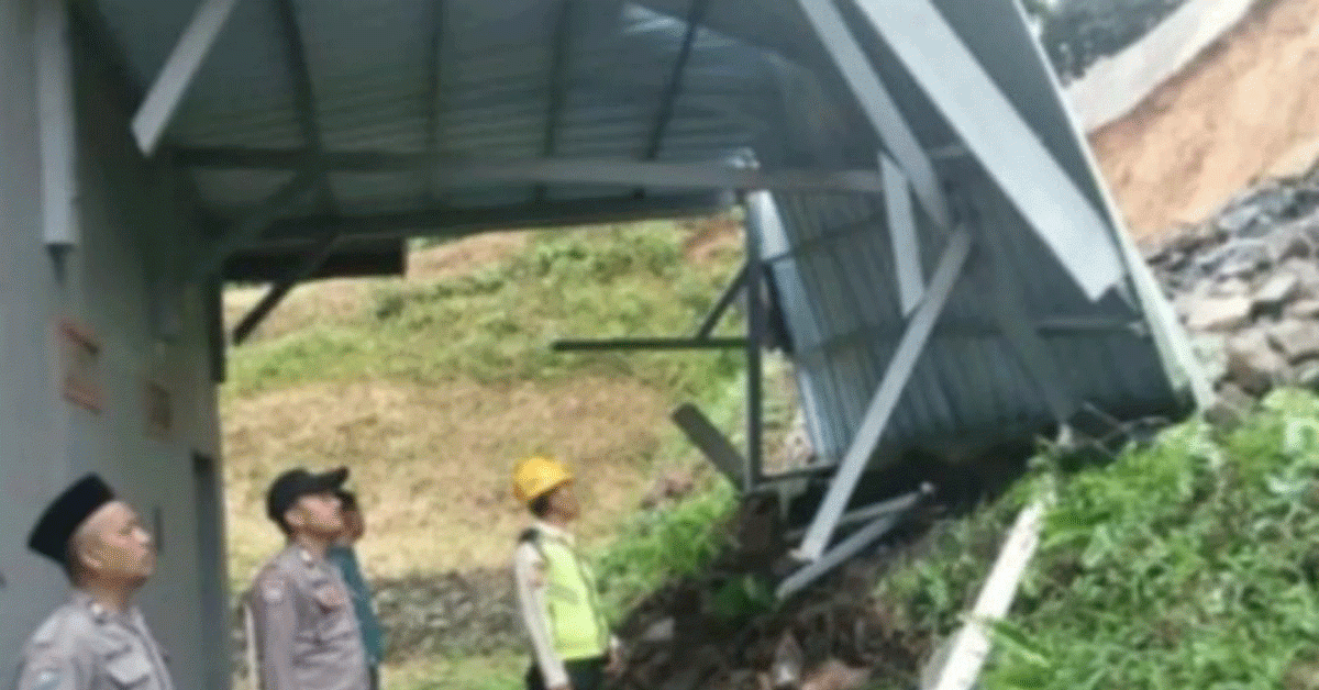 Curah Hujan Tinggi, Longsor Terjadi di Dekat Gudang Peledak PT Antam Bogor