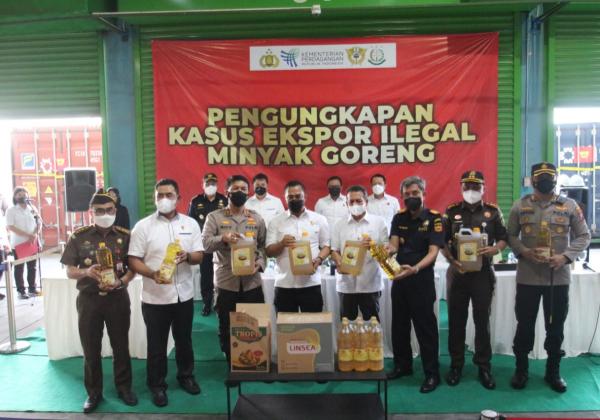 Sinergi Bea Cukai dan Polri Gagalkan Ekspor 81 Ribu Liter Minyak Goreng