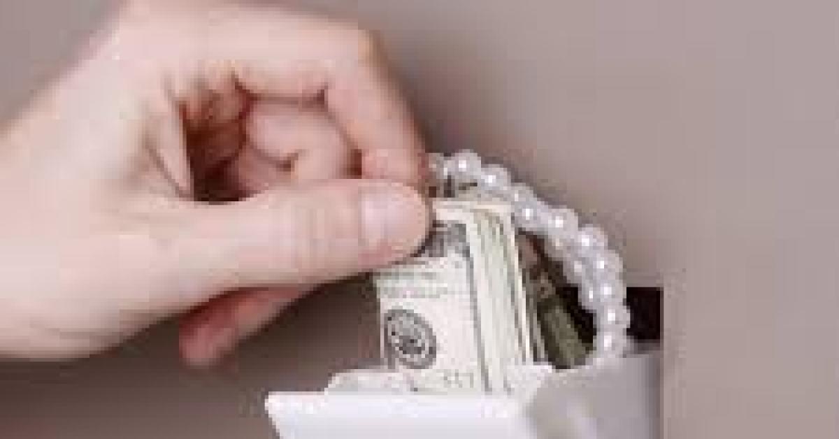 5 Tempat Paling Aman untuk Menyimpan Barang Berharga Anda di Rumah