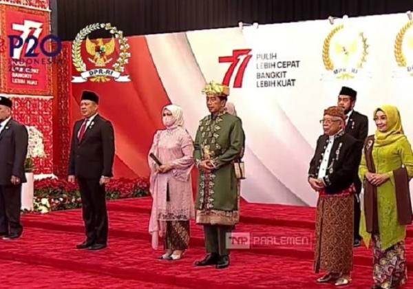 Hadiri Sidang Tahunan MPR, Jokowi dan Ma'aruf Amin Kenakan Baju Adat