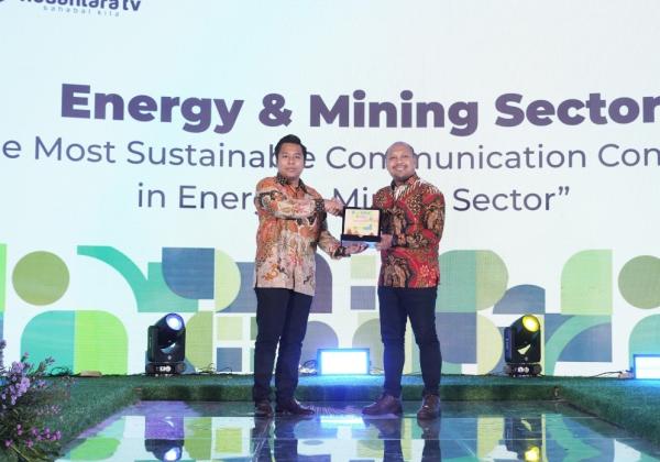 MIND ID Terima Penghargaan atas Kinerja Komunikasi di Sektor Energi & Pertambangan