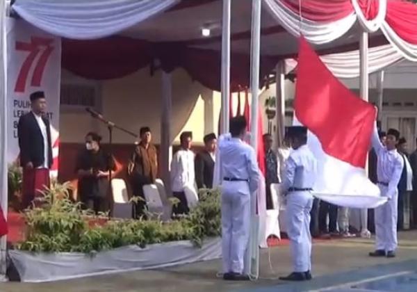 Mantan Gubernur Banten Wahidin Halim Upacara HUT Ke-77 RI Bareng Santri di Tangerang