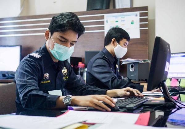 Dari Lelang, Bea Cukai Tanjung Emas Sumbang 9,4 Miliar Rupiah untuk Negara