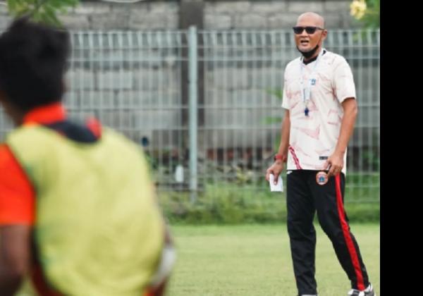 Pelatih Persija: Suporter Jaga Nama Klub Masing-masing