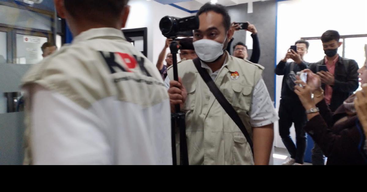 KPK Periksa Ruang Wali Kota dan ATCS