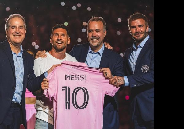 Messi Resmi Gabung Inter Miami, Segini Besaran Gajinya