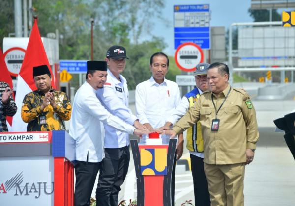 Presiden Jokowi Resmikan 10 Ruas Inpres Jalan Daerah Sepanjang 63 Km di Provinsi Riau