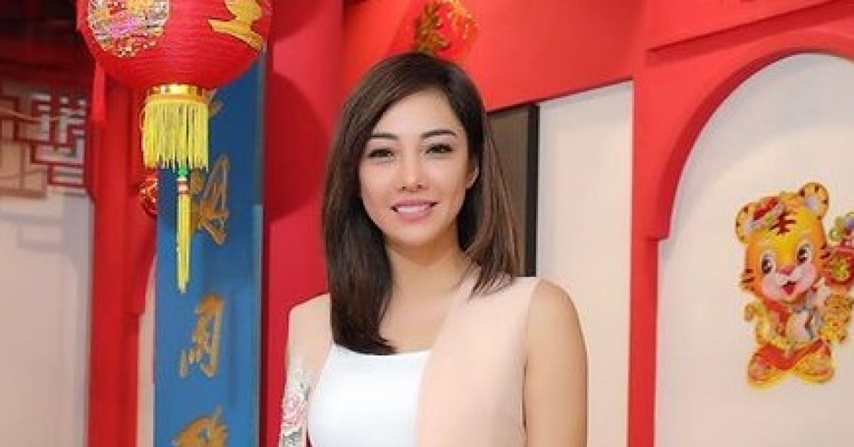 Wanita Cantik Ini Skak Mat Rocky Gerung: Salam Dungu dari Saya  