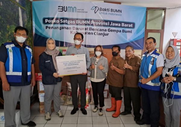 Jamkrindo Salurkan Bantuan Tanggap Darurat Gempa di Cianjur dan Sukabumi