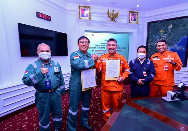 PGN - Badak NGL Wujudkan Inisiatif LNG Bunkering Pertama di Indonesia, Perkuat Portofolio LNG Player