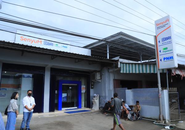 Co-Location ‘SenyuM’ dari BRI, Pegadaian, & PNM, Mudahkan Pelaku Usaha Akses Layanan Permodalan