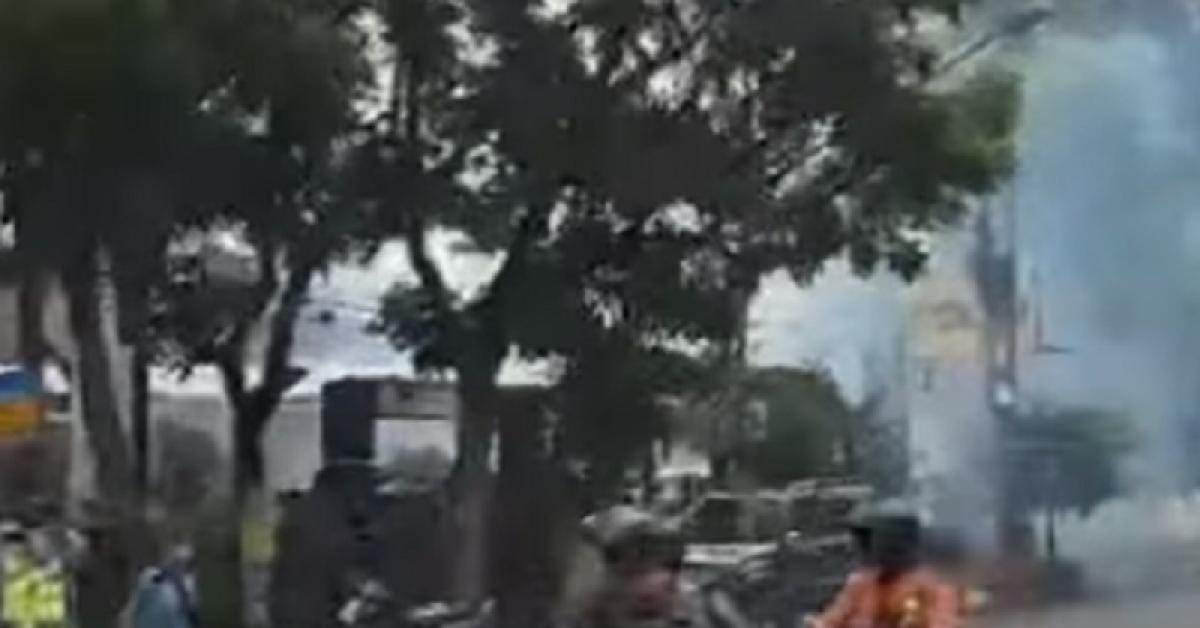 Detik-detik Ledakan Bom di Sekitar Polsek Astana Anyar, Warga Histeris: Apa Itu?