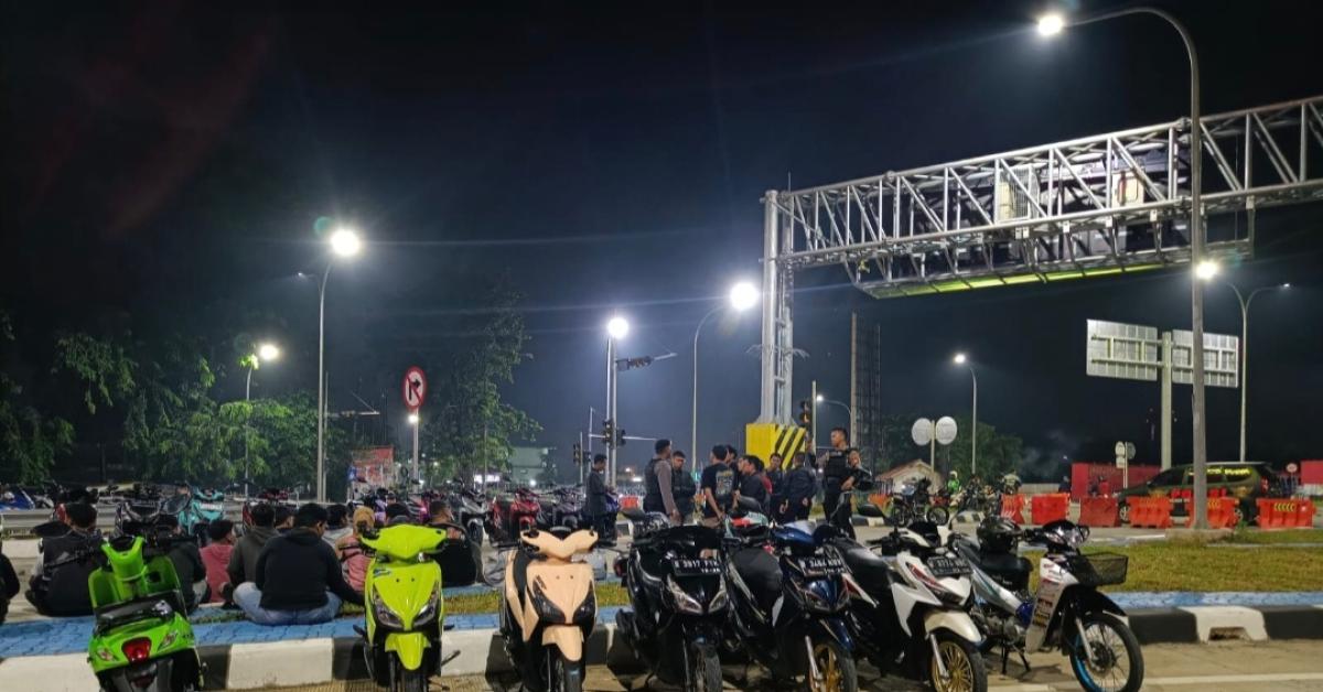 Diduga Akan Balap Liar dan SOTR di Kota Bekasi, Puluhan Remaja Ditangkap Tim Patroli Perintis Presisi
