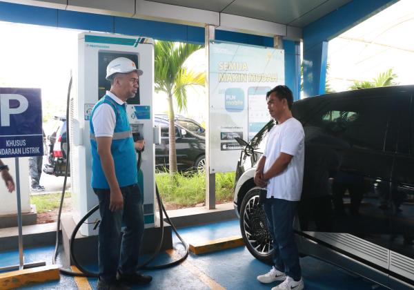 Persiapan Layani Arus Balik, GM PLN Banten Pastikan Operasional SPKLU Jalur Mudik Tol Jakarta-Merak Andal