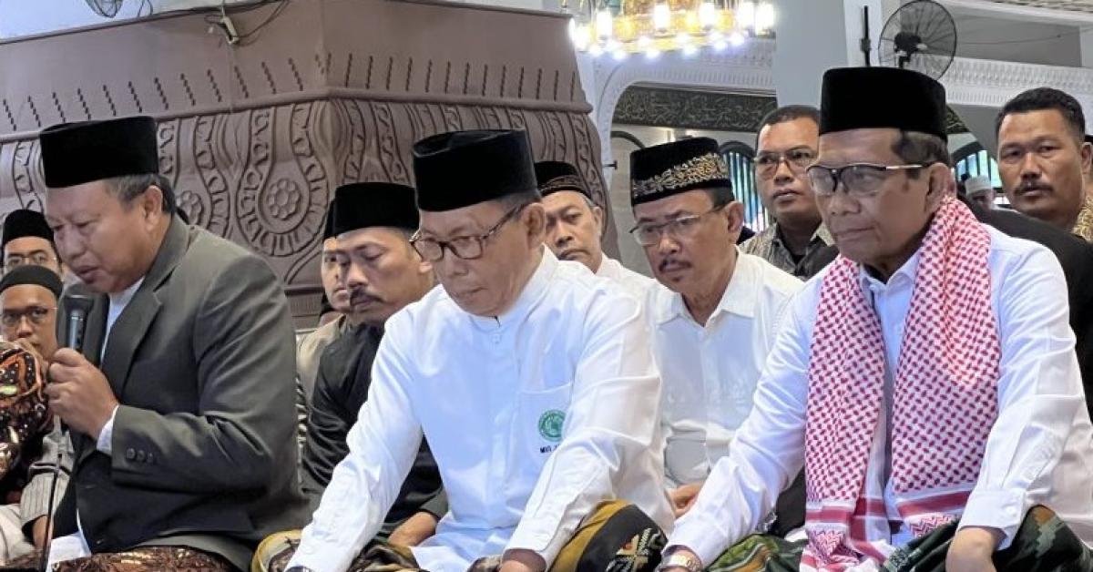 Jadi Khatib Salat Idul Adha, Mahfud MD: Mari Rawat Berkah Allah yang Jadikan Indonesia Negara Merdeka 