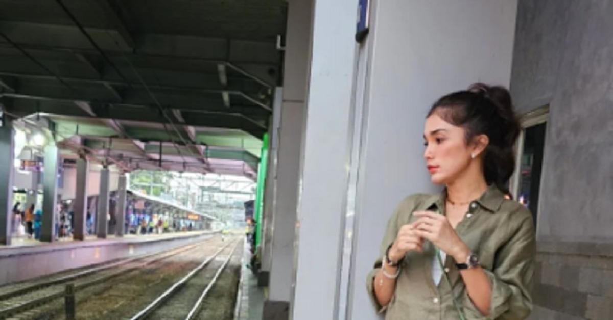 Adik Bungsu Ussy Sulistiawaty Meninggal Dunia, Istri Andhika Pratama Tulis Kalimat Perpisahan 