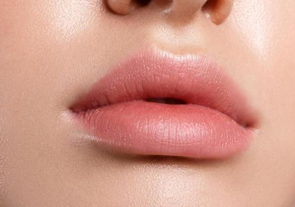 Bibir Hitam Hilang! Dapatkan Bibir Cerah dan Merah Alami dengan Tips Mudah Ini