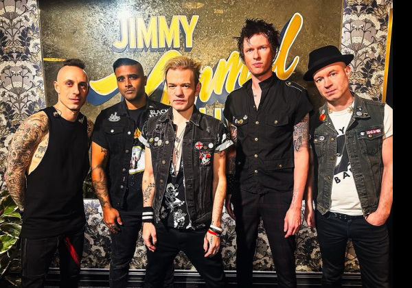 Band Pop Punk Sum 41 Konser di Jakarta dan Yogyakarta Sebelum Bubar