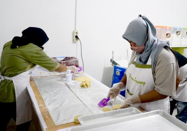 Kisah Pawon Pengsong, UMK Binaan PLN di NTB Tembus Pasar Global
